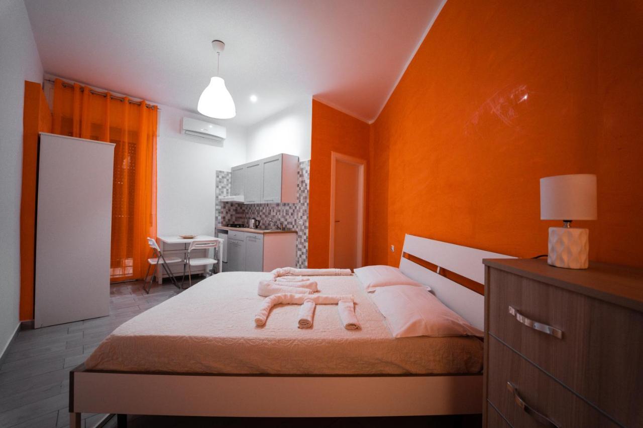 O Vic' Stritt' Hotel Naples Luaran gambar