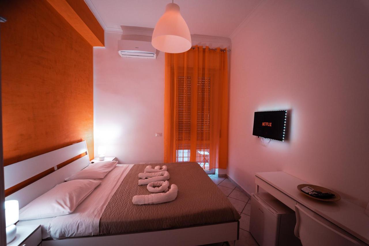 O Vic' Stritt' Hotel Naples Luaran gambar