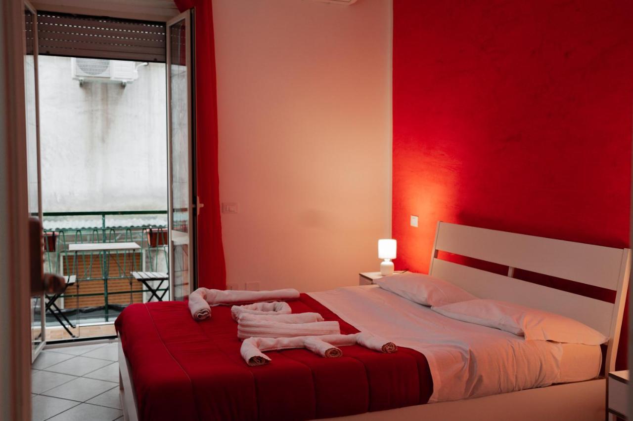 O Vic' Stritt' Hotel Naples Luaran gambar